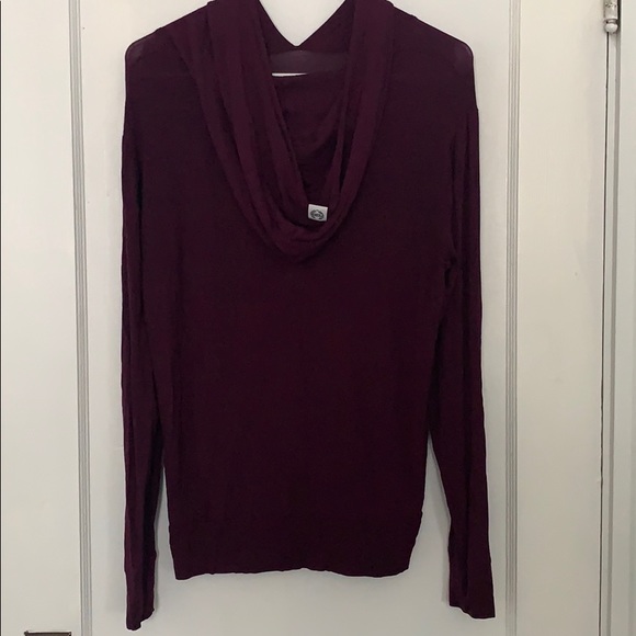 maroon long sleeve - Picture 2 of 2
